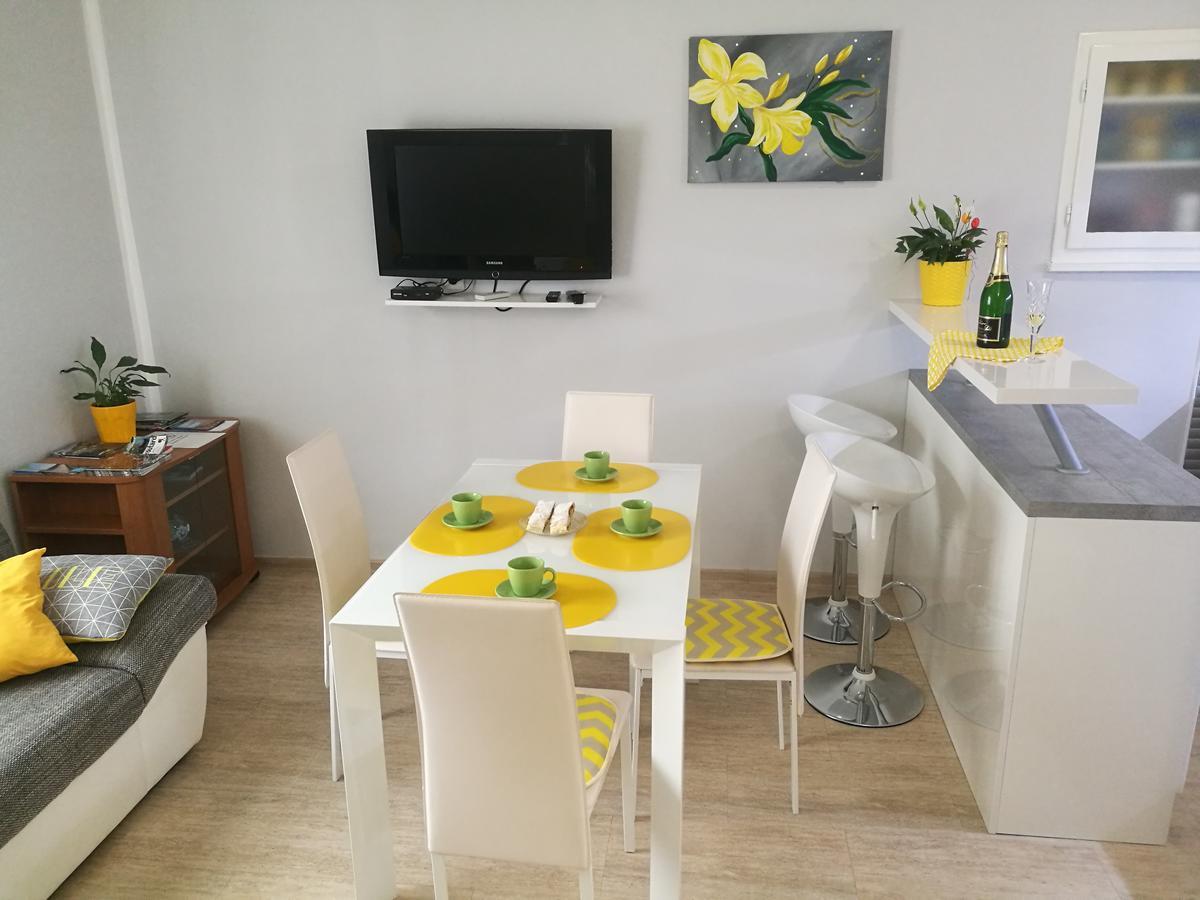 Apartment Cozy Sibenik Bagian luar foto